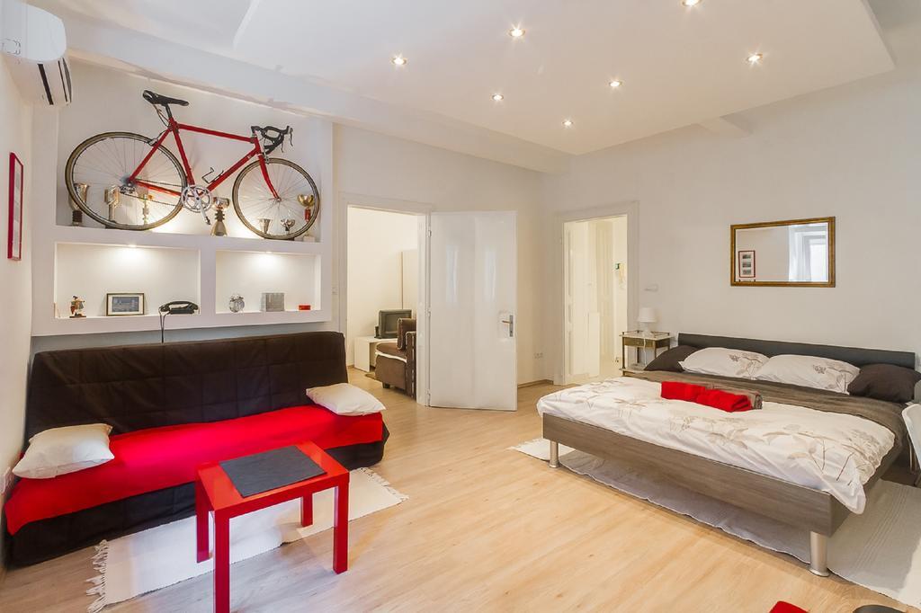 Apartment Red Bike Zagreb Zimmer foto